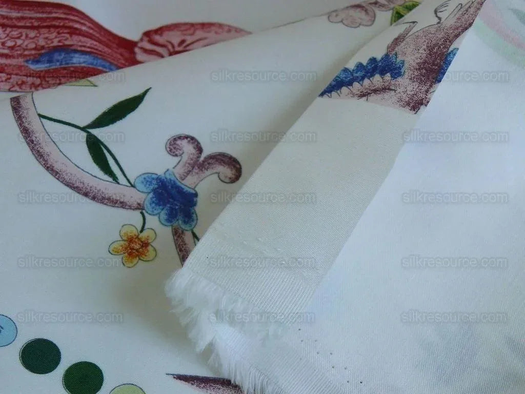 Brunschwig &amp; Fils Burger Paris Geisha Medallion Print5.375y