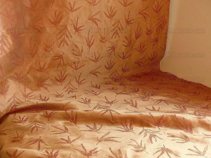 Telio &amp; Cie Silk Bamboo Leave Silk Lampas Red Gold Bty