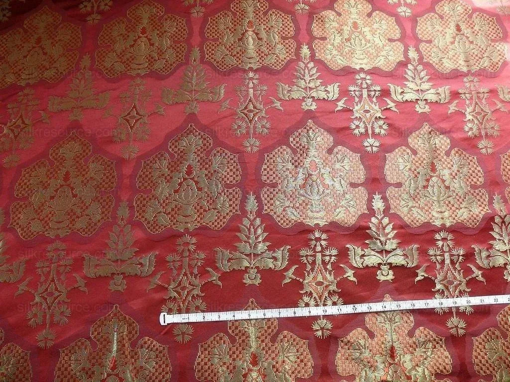 By Yd Lee Jofa "byzantine" Brocade, Red Gold Silver Medallion MSRP USD 390