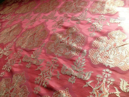 By Yd Lee Jofa "byzantine" Brocade, Red Gold Silver Medallion MSRP USD 390