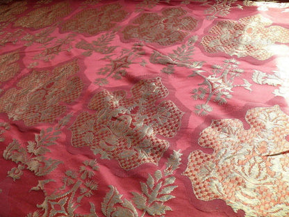 By Yd Lee Jofa "byzantine" Brocade, Red Gold Silver Medallion MSRP USD 390