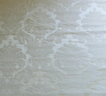 LEE JOFA LA SCALA CLASSIC SILK DAMASK "IVORY" WHITE BTY