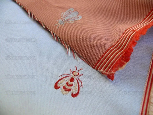 Scalamandre "monroe Bee" Silk Lampas Blue Red French Court 19th Century Empire Revival Neoclassical Empire MSRP USD 450/Y
