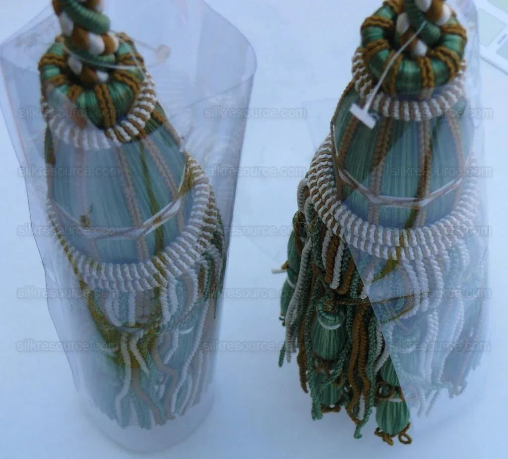 Scalamandre Hampton Court Silk Double Tieback Brown, Green Cream MSRP $1058