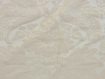 By Yard Scalamandre "Hunt Damask" in Special Ivory 100% Cotton Renaissance Damask Heavy MSRP USD300+/Y