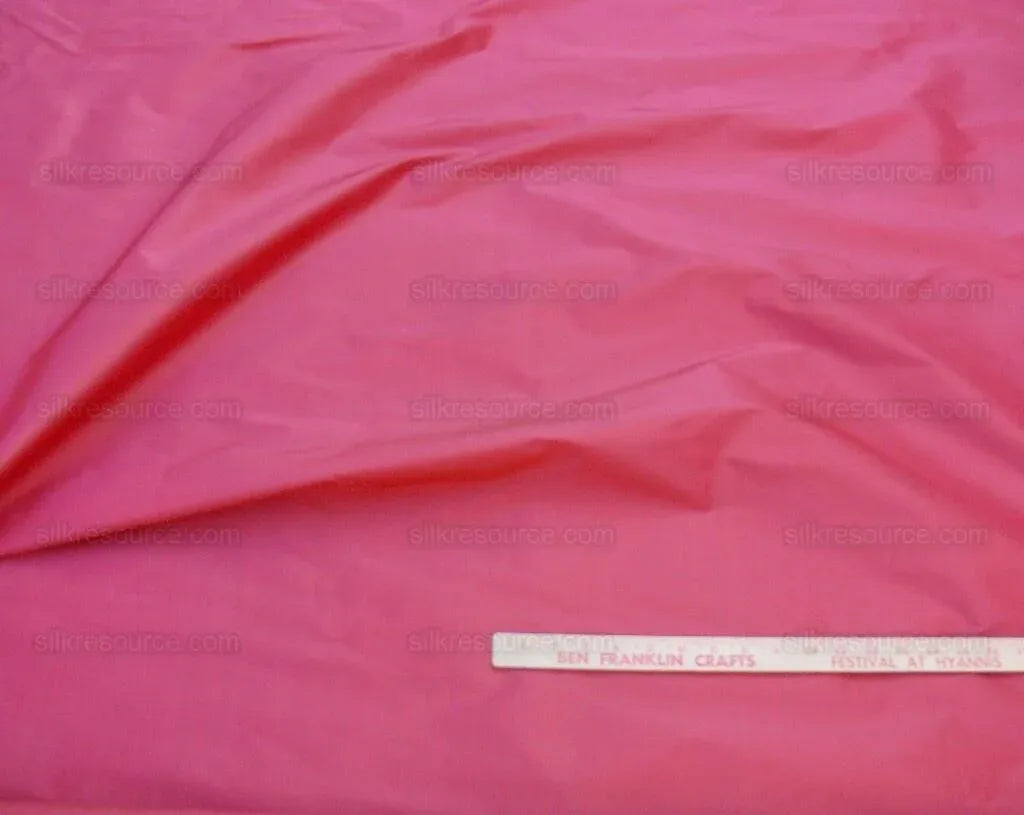 Scalamandre Sotto Voce 100% Silk Taffeta Scarlet Amazing Red Pink Rose! MSRP USD 200/Y