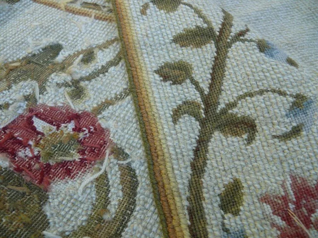 Stark Lotus Sprig Red Green Rug 100% Wool Natural Petite Point 6'x9'