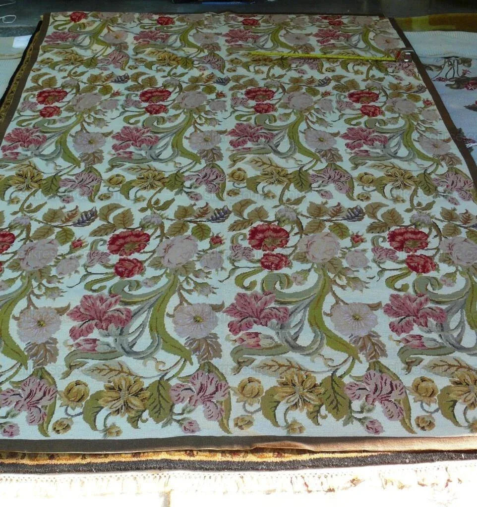 STARK EXQUISITE NEEDLEPOINT RUG ART DECO FLOWER SQUARE RED BEIGE