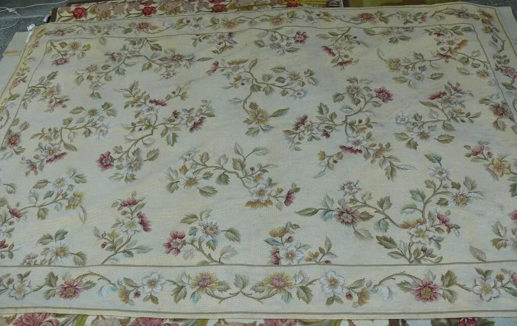 Stark Hand Made Needlepoint 6'x9' Flower Sprig Border On Lt Yellow
