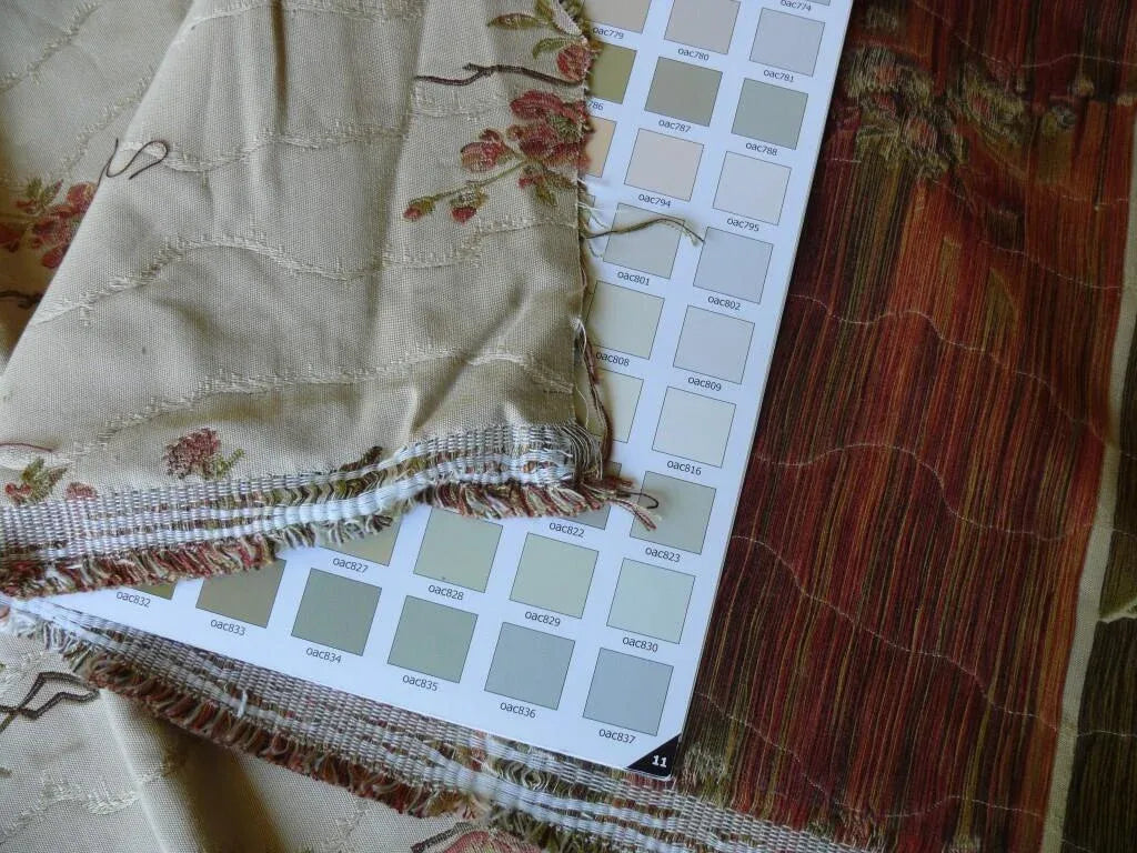 4.375y Hiend Lampas Asian Red Cherry Blossom On Off White Moire