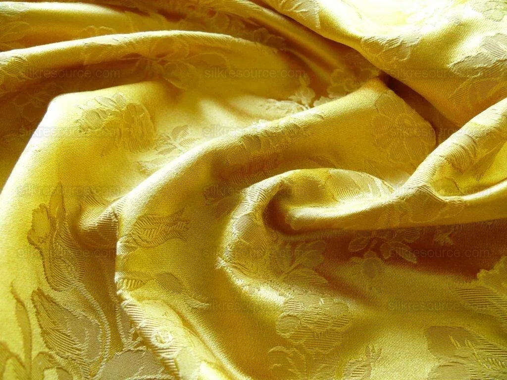 1.3y Scalamandre Vanderbilt Silk/cotton Gold Roses Tulips