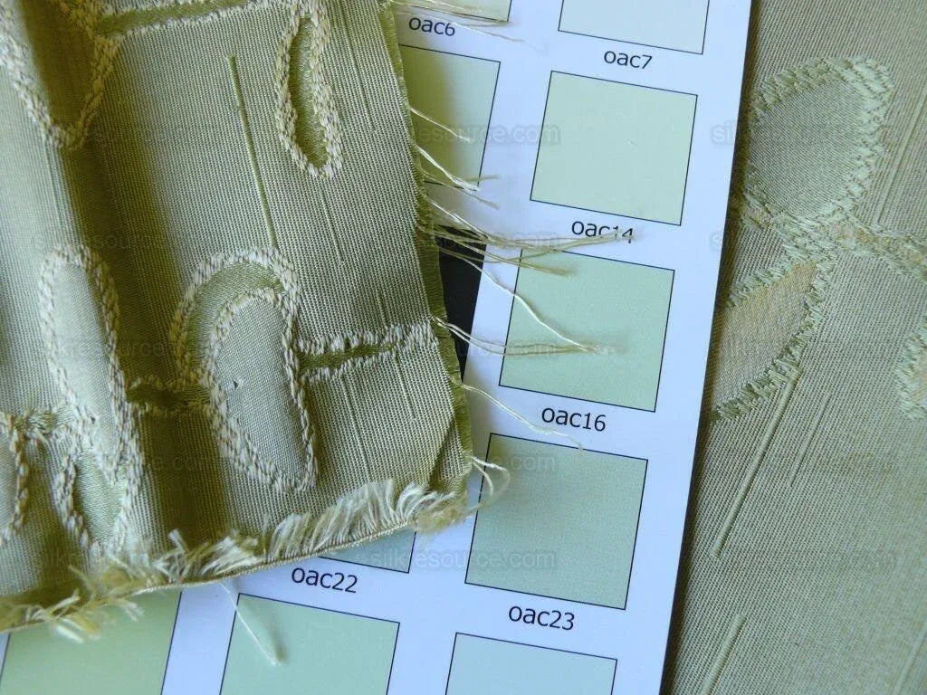 Beacon Hill "Sprouting" Vine Sprig Foliage Willow 100%silk Jacquard Pale Sage Spring Green MSRP USD 300/Y