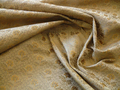 1.3yscalamandre Penelope Petit Flower Silk Lampas Grey Taupe Tan