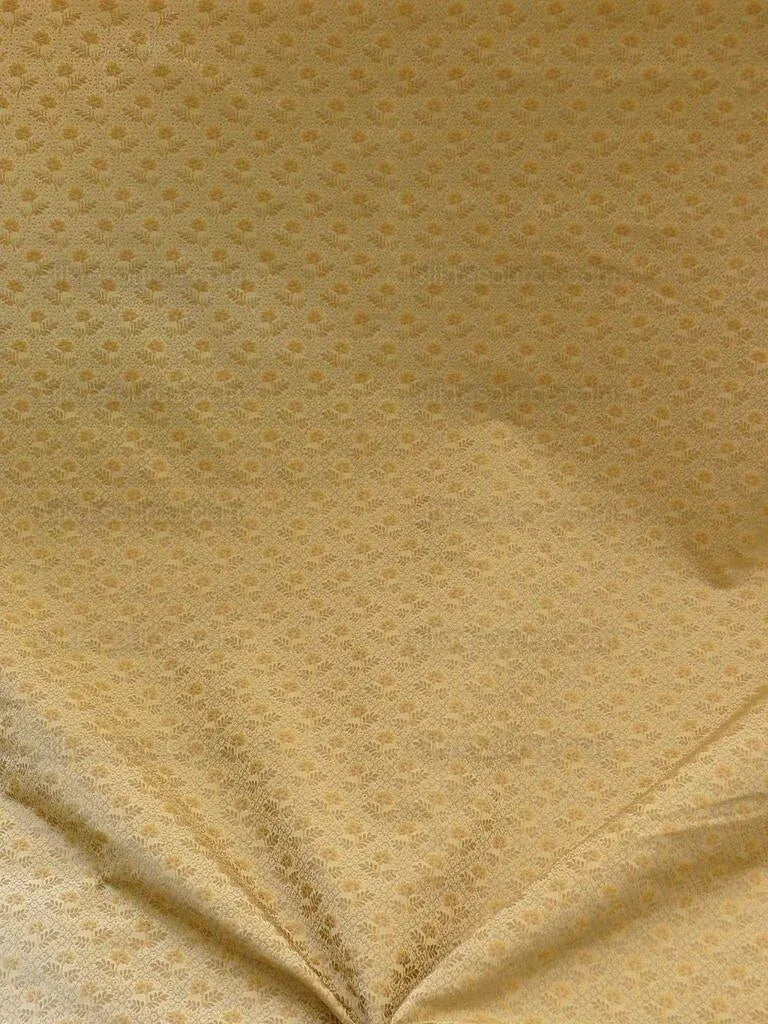 1.3yscalamandre Penelope Petit Flower Silk Lampas Grey Taupe Tan