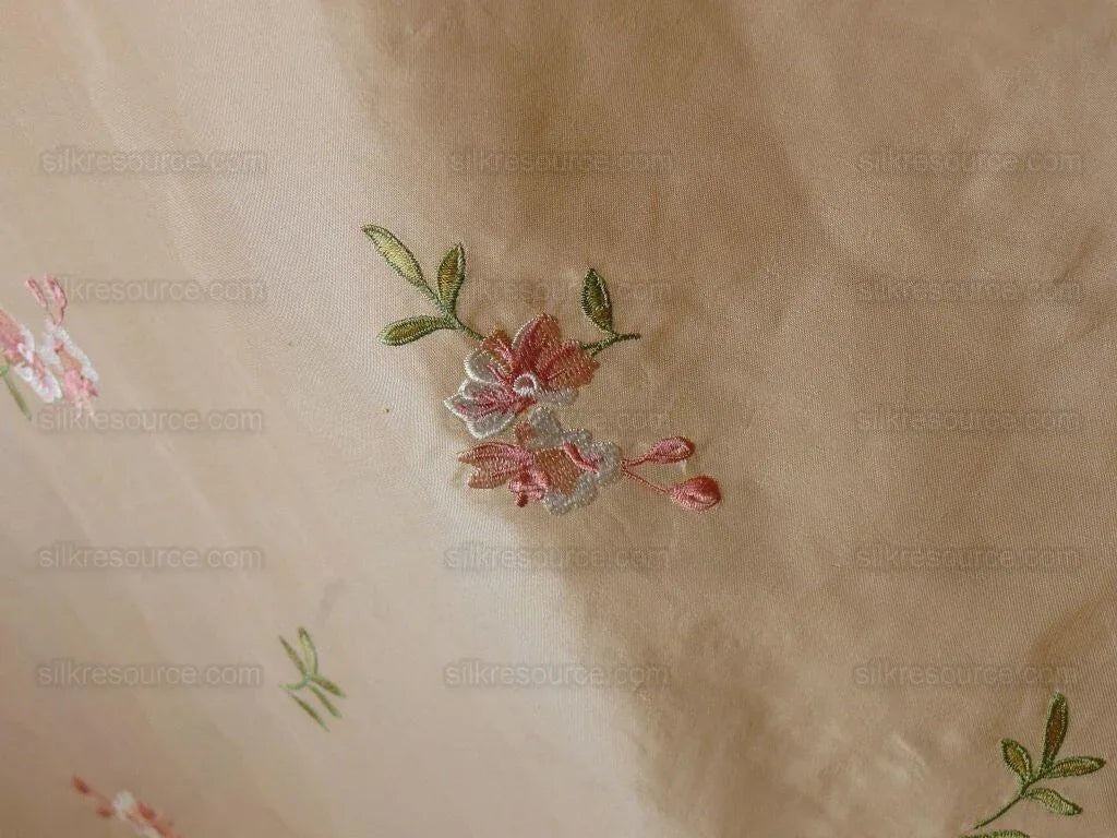 0.25 Y Lee Jofa Fleurir Silk Sand Pale Gold With Pink Flower Embroidery MSRPUSD188/Y