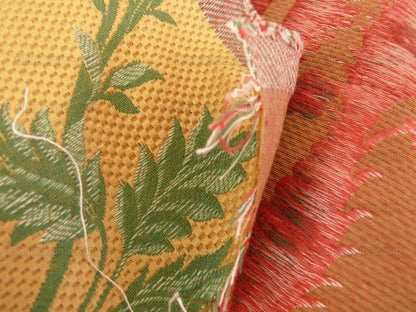 1.8y Scalamandre Green Red Pink Lace Lampas On Bronze "zoe"