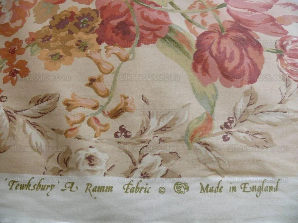Lee Jofa Tewkesbury Chintz Fr Uk Peach Pink Red Roses On Biscuit Cotton