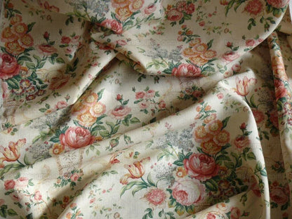 By Yard Lee Jofa Ashurst Peony Tulip Lilac Rose 100% Linen Print on Ecru Handprint English Chintz UK MSRP USD 139/Y