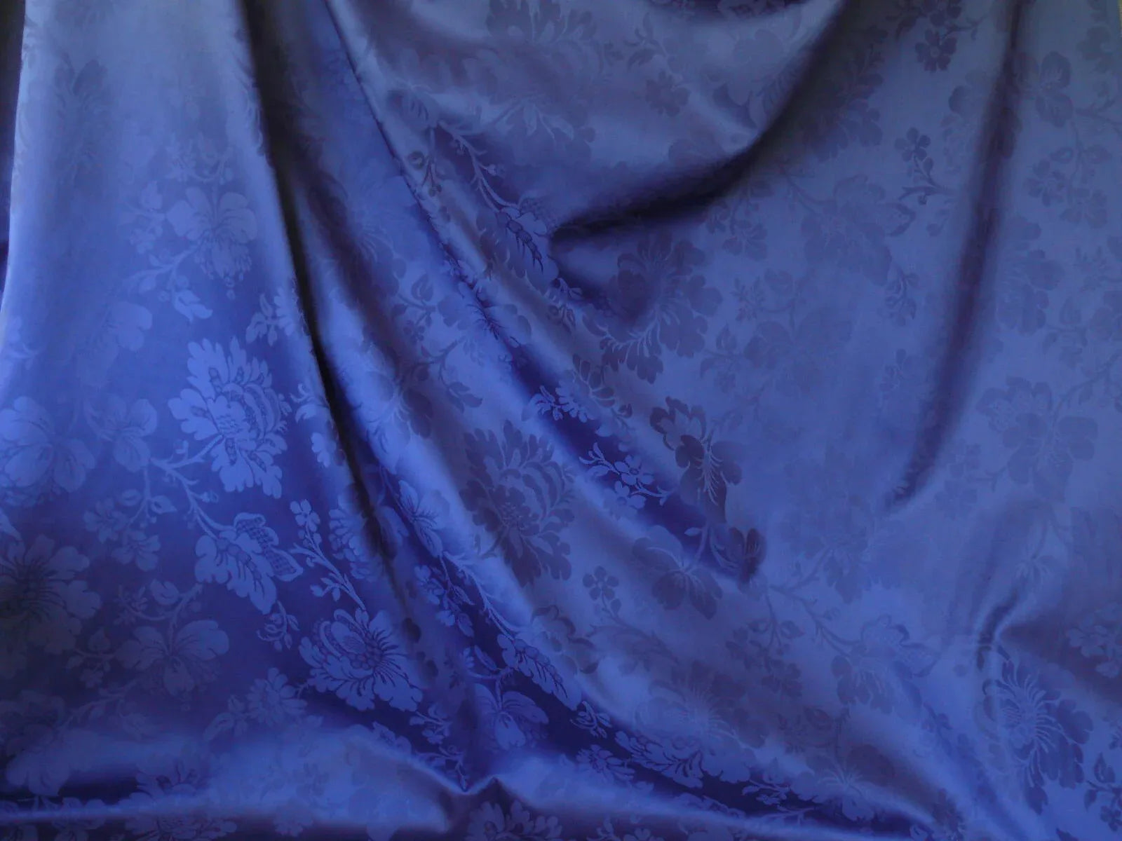 KRAVET STUNNING DAMASK JACOBEAN FLORAL IN DEEP INDIGO BLUE BTY