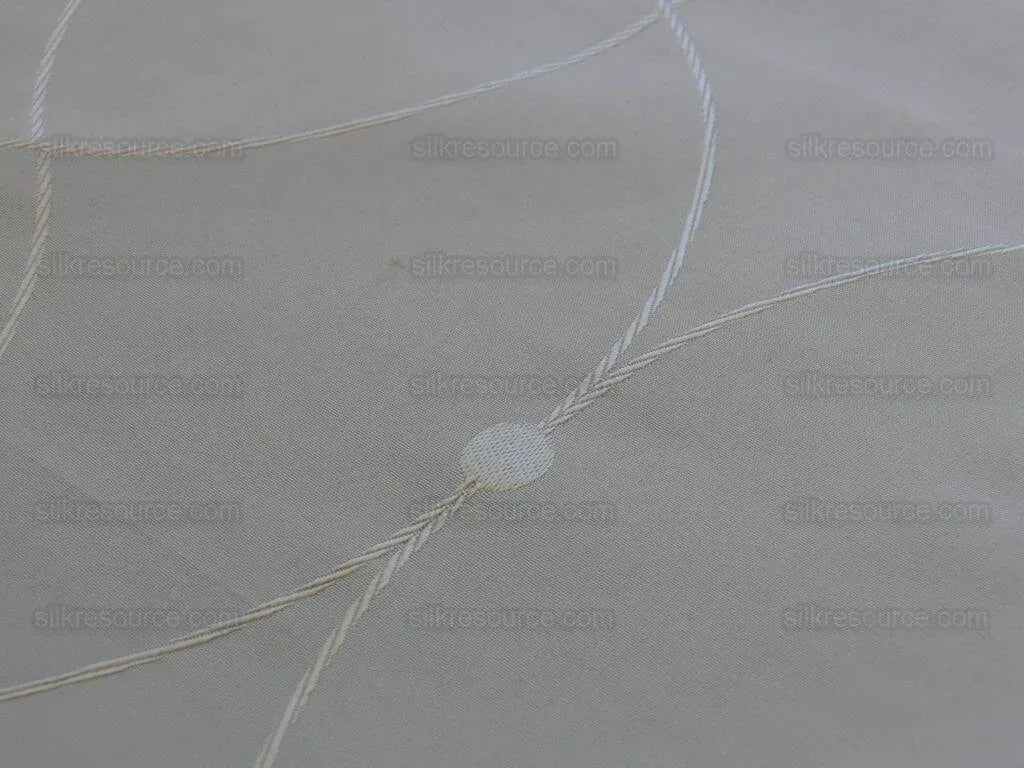 Clarence House St Laurent Silk Taffeta Jacquard Ogee Fabric - White - By The Yard