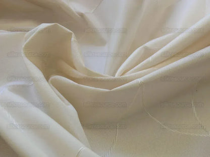 Clarence House St Laurent Silk Taffeta Jacquard Ogee Fabric - White - By The Yard