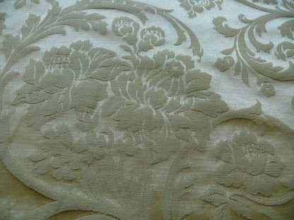 KRAVET ART NOUVEAU BOTANIC SCROLL WILLIAM MORRIS BEIGE TAN
