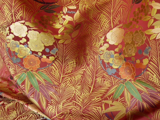 KRAVET-COUTOUR IMPERIAL KIMONO SILK LAMPAS RED MSRP-270Y