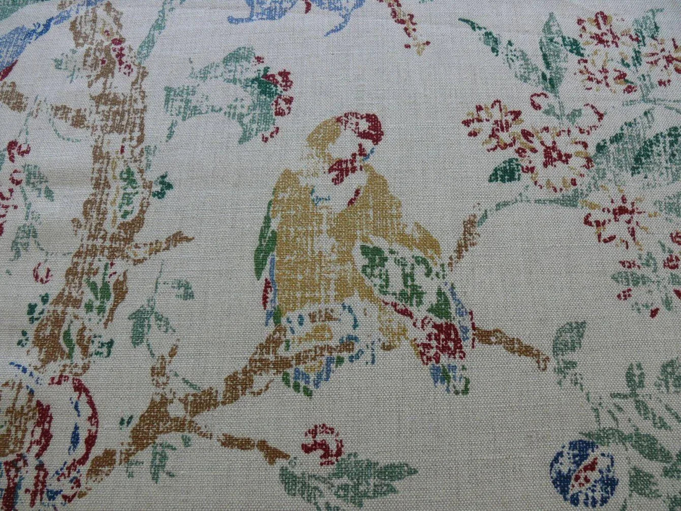 SCHUMACHER BIRD & TREE OF LIFE RESIST PRINT GREEN RED on NATURAL