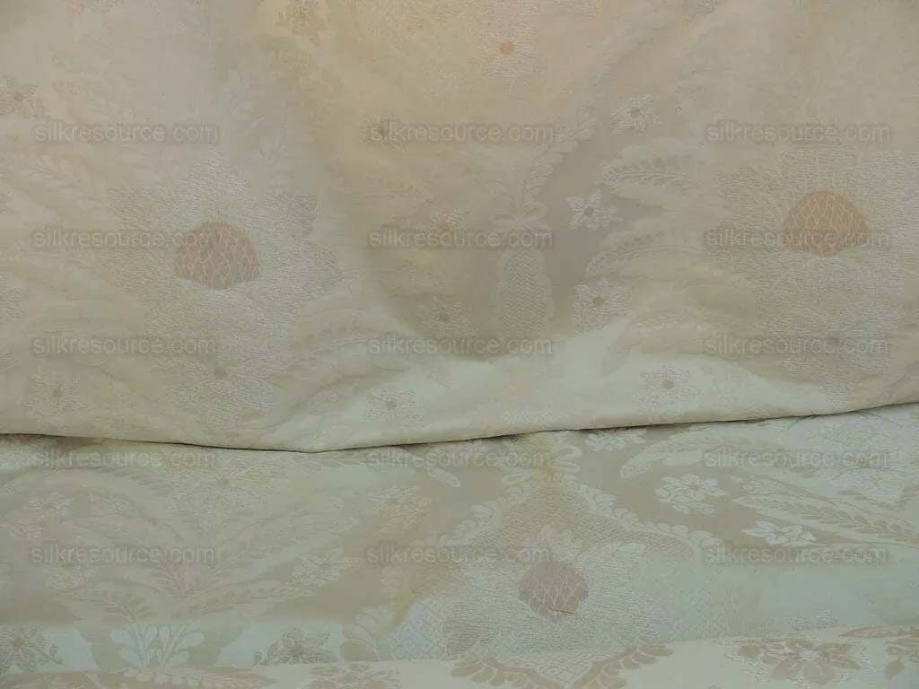 Scalamandre Bouquet Damask Classic Grand Cream Ivory Damask MSRP USD 512