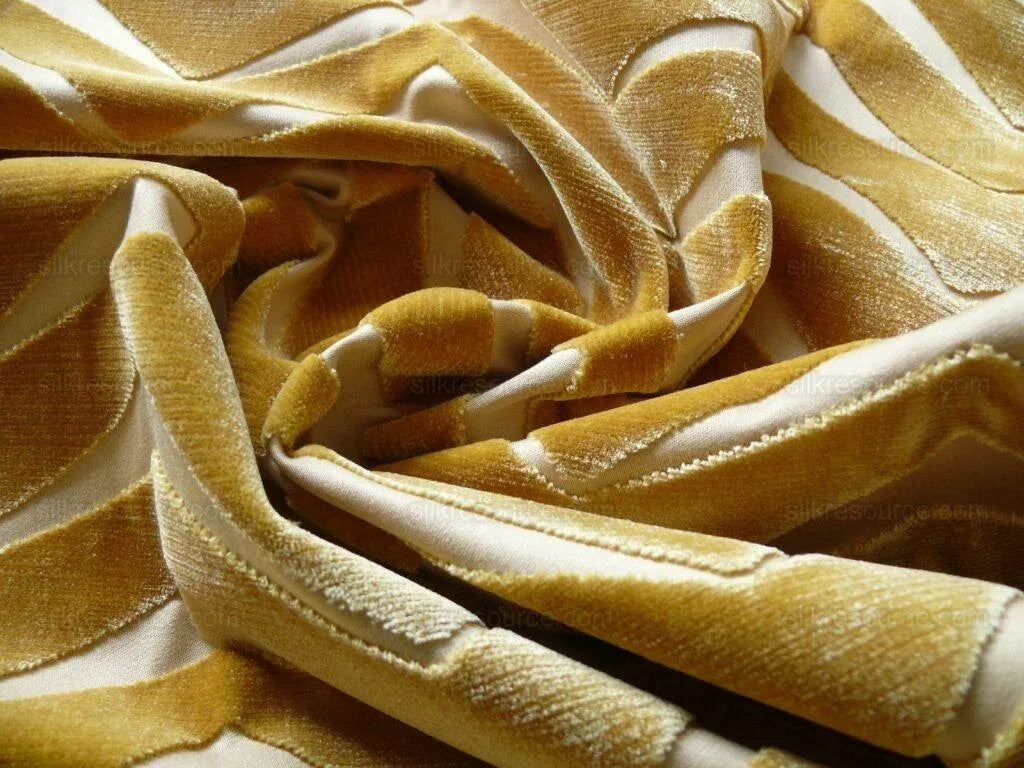 Clarence House Goldenrod Vesuvius Silk Velvet Bty MSRP USD 300+