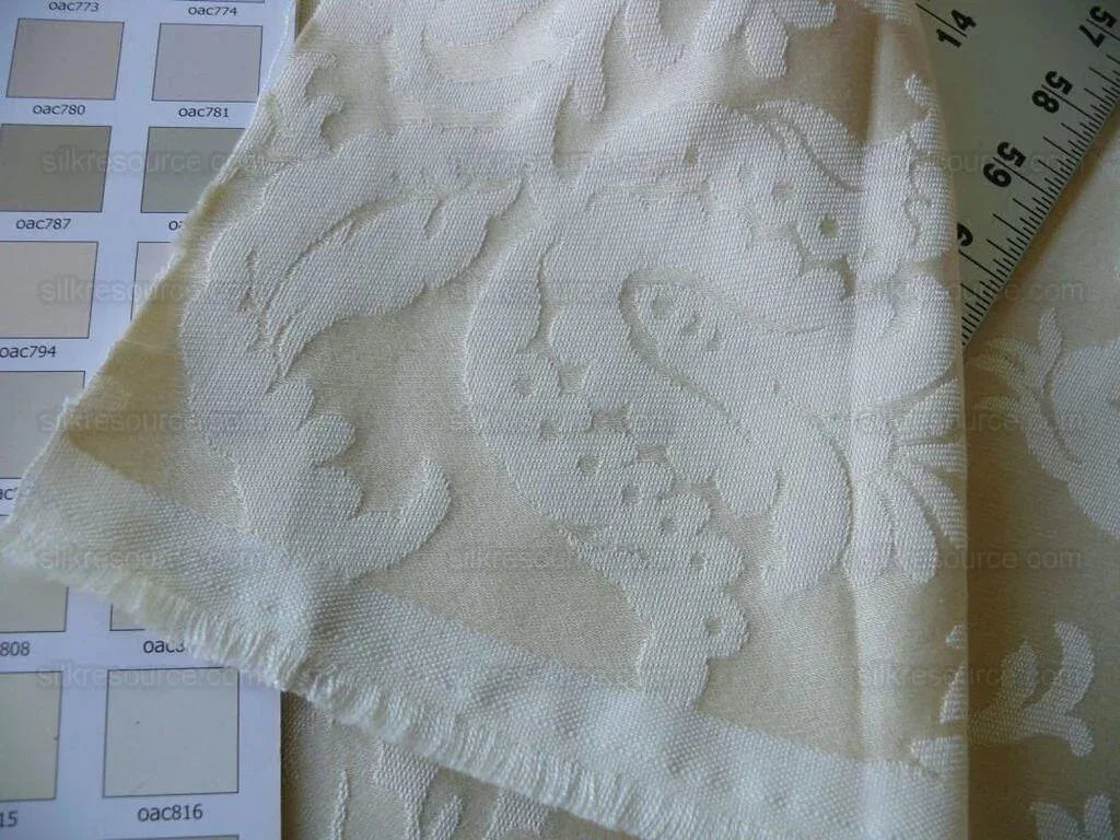 Clarence House Florent Italian Cotton Damask Pomegranate Ivory White MSRP USD 220/Y