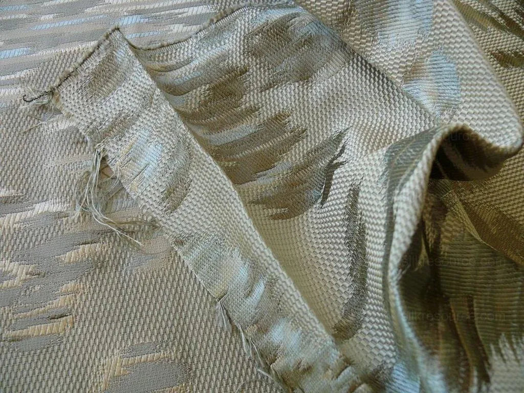 Scalamandre Visby Rosehip 100% Silk Lampas Silver White Blue #1468 MSRP USD 896/Y