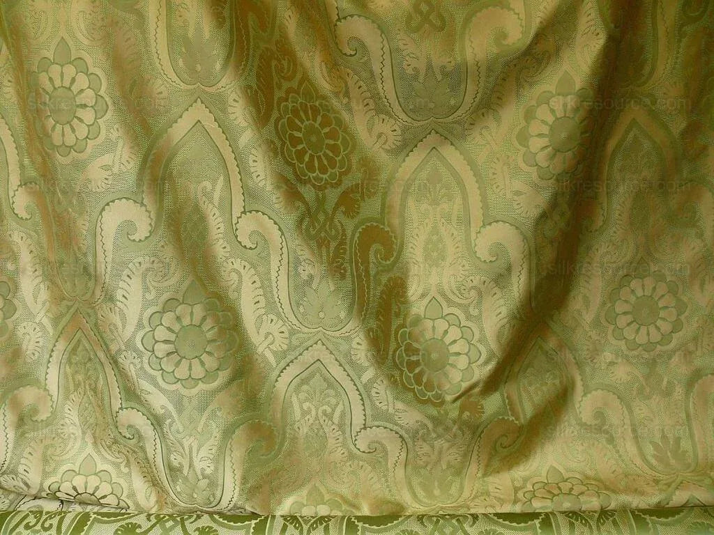 Vervain 100% Silk Medallion Lampas Spring Green Garden MSRP USD 232