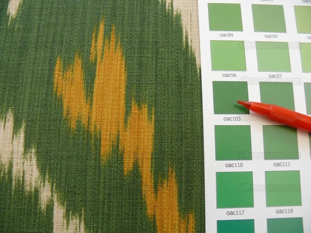 Clarence House Grand Pamir Ikat Linen Scarlet &amp; Green MSRP USD 370/y