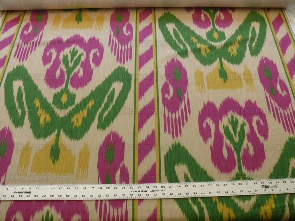 Clarence House Grand Pamir Ikat Linen Print Spectacular Rani Pink Emerald Rt$370/y