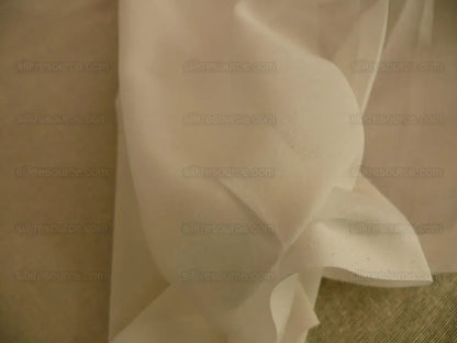Bty Clarence House 100% Cotton Sheer With Polka Dots Blanc #1527