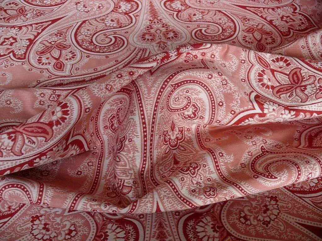 By Yd SCALAMANDRE KELLIE SALMON RED OFF WHITE Paisley Cotton Jacquard MSRPUSD142Y