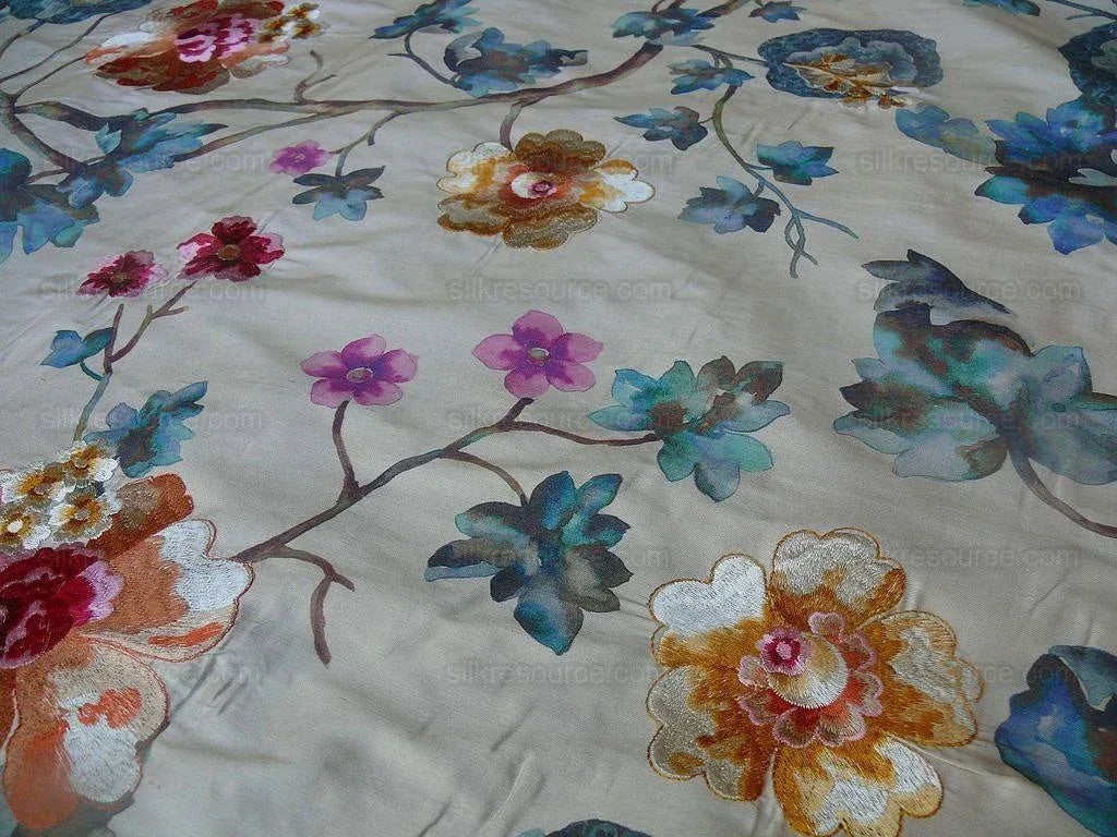 Scalamandre Villa Balbianello Silk Print & Embroidery Muted Bron