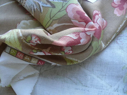 Scalamandre Devon Chinoiserie Bird Peony Flower Rt$136/y