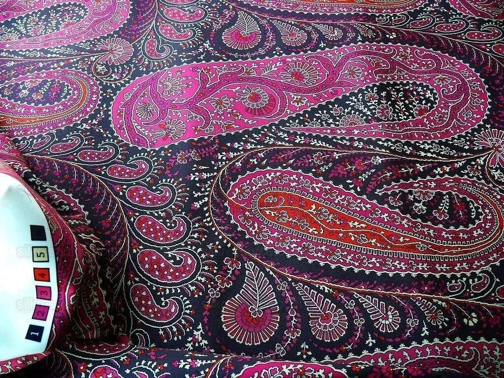 Scalamandre Jaipur Paisley Cotton Satin Framboise Pink Black Italy MSRP USD 190/Y