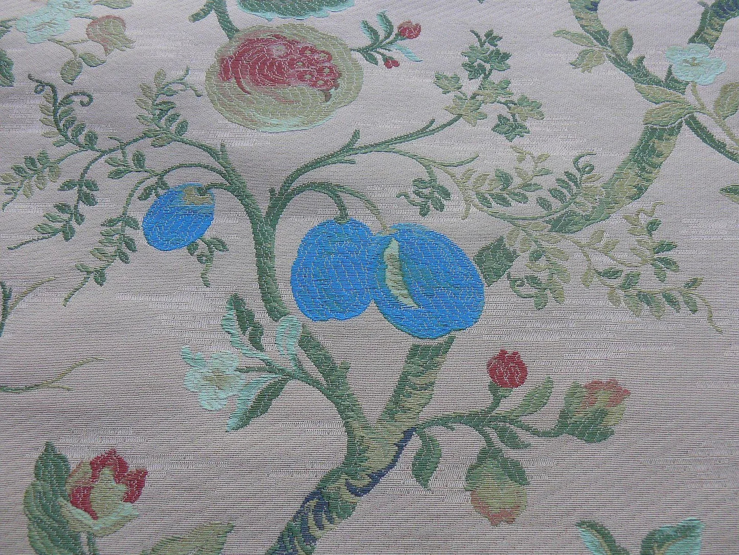 3.75Y SCALAMANDRE GIARDINO PARADISIO 2 PEACH MULTI OLD WORLD WEA