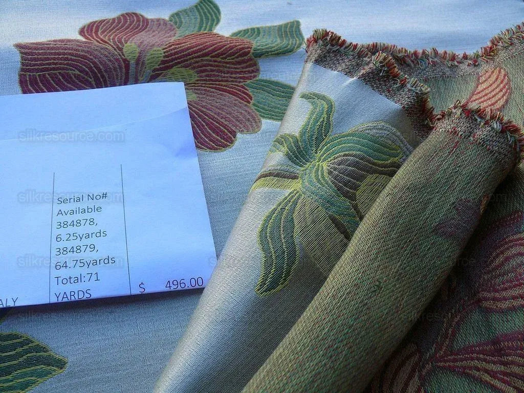 Scalamandre Caserta Lampas Silk Wool Pom Lilies Beige Red MSRP USD 496/Y