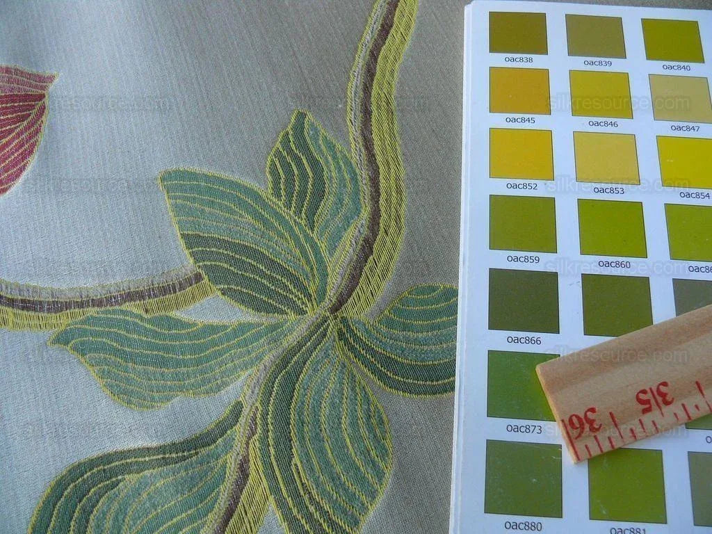 Scalamandre Caserta Lampas Silk Wool Pom Lilies Beige Red MSRP USD 496/Y