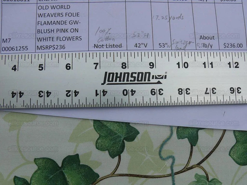 By Yd Old World Weavers Folie Flamande Gw- Pink On White Flowers 33-screen!  MSRP USD 236/Y