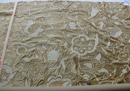 3y Scalamandre Sikandra Velour Crewel On Velvet Gold MSRP USD 568