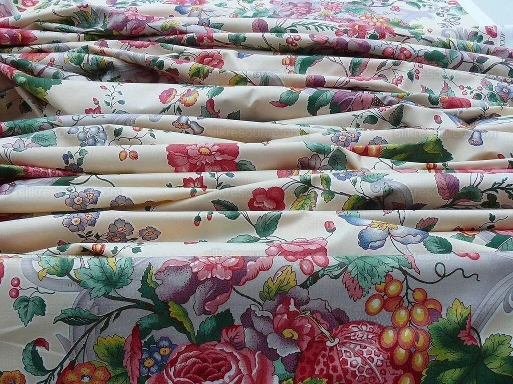 Bty Scalamandre  La Neuveville Print Fruit Flower Melon Grape Harvest Pale Peach MSRP 112/Y