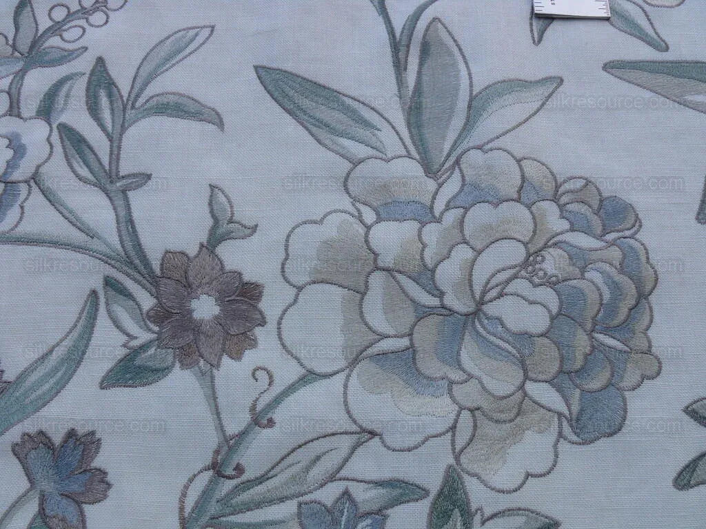 5yd Scalamandre Embroidery Peony Salena "white Smoke"MSRP USD 108y