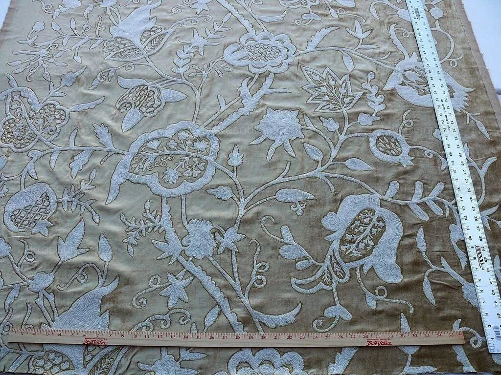 3y Scalamandre Sikandra Velour Crewel On Velvet Gold MSRP USD 568