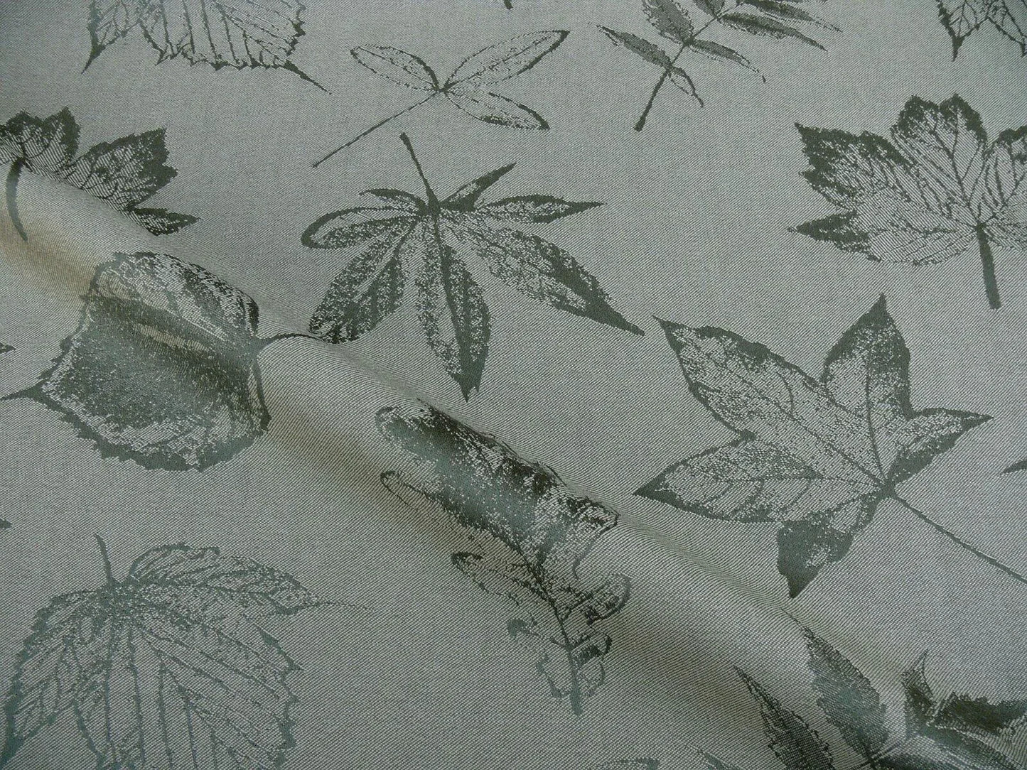 26.26Y SCALAMANDRE WOOL SATIN PRESSED LEAVES OLIVE MAPLE, ELM