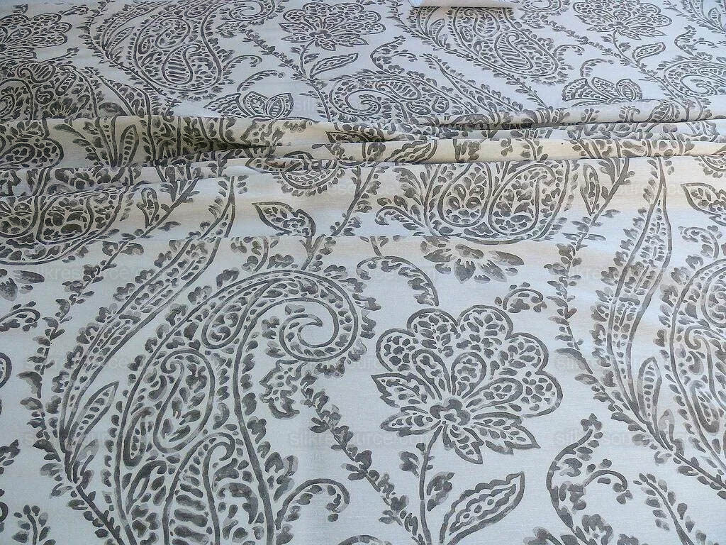 Scalamandre Lillian Silk Linen Paisley "greys" White Print MSRP USD 178Y